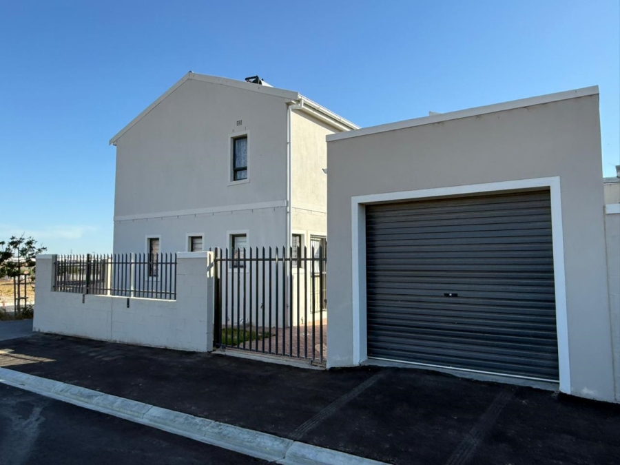 3 Bedroom Property for Sale in Rivergate Western Cape